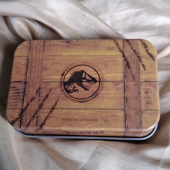 Jurassic Park dice - Picture 3 of 3